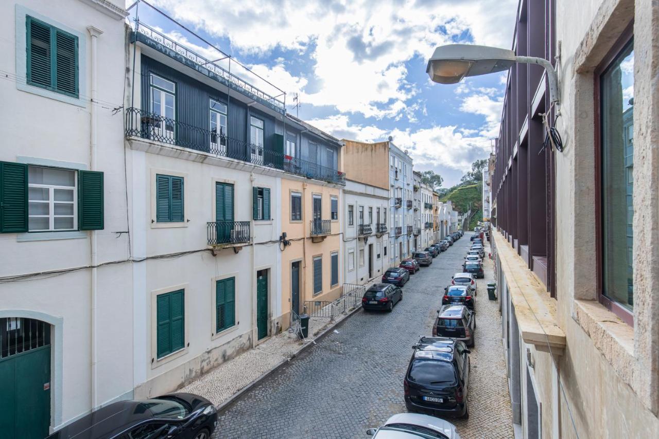 Deluxe 2Bdr Apartment W/ Patio By Lovelystay Lisboa Exterior foto