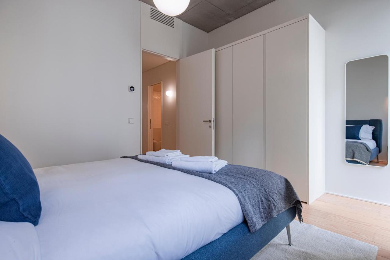 Deluxe 2Bdr Apartment W/ Patio By Lovelystay Lisboa Exterior foto
