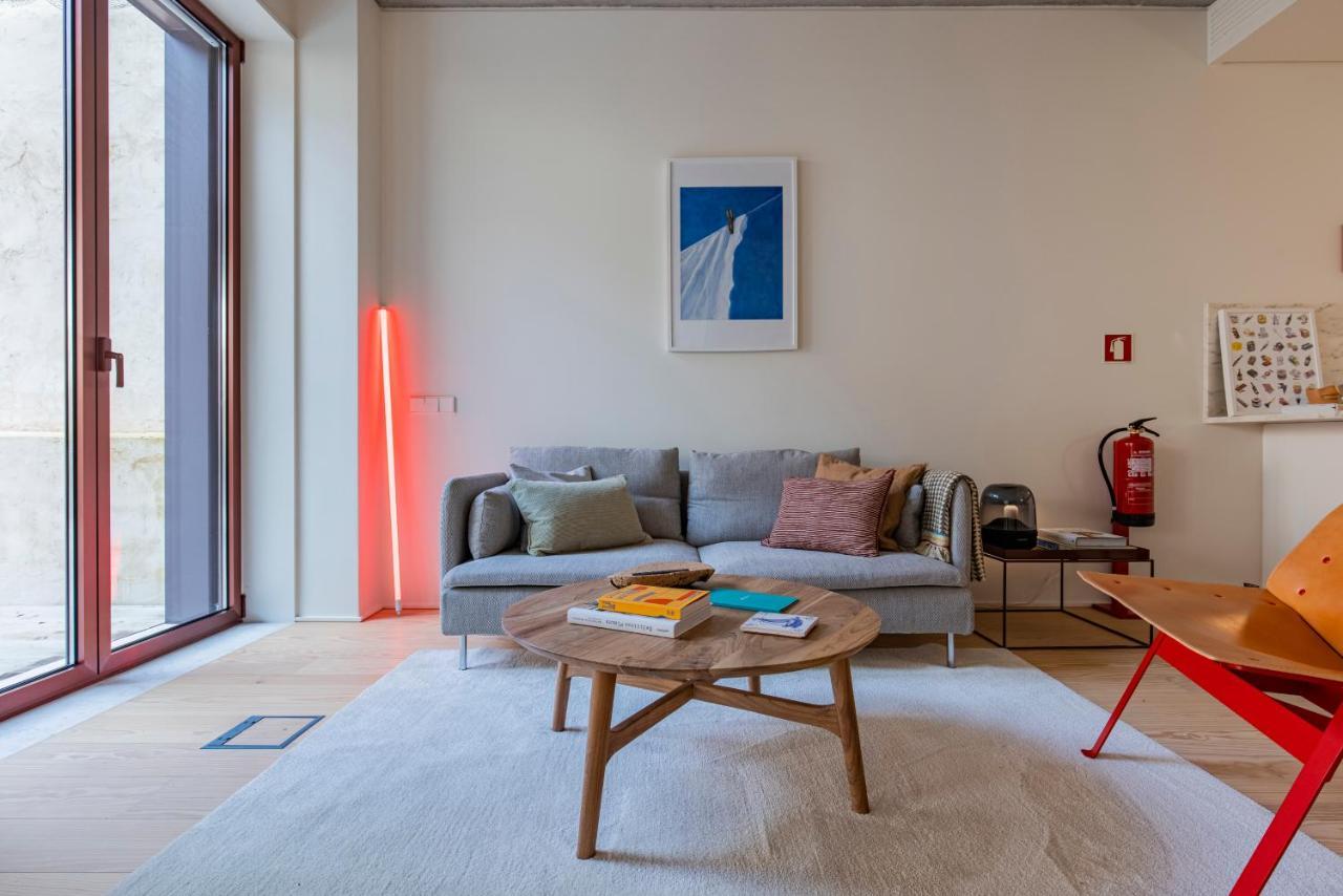 Deluxe 2Bdr Apartment W/ Patio By Lovelystay Lisboa Exterior foto