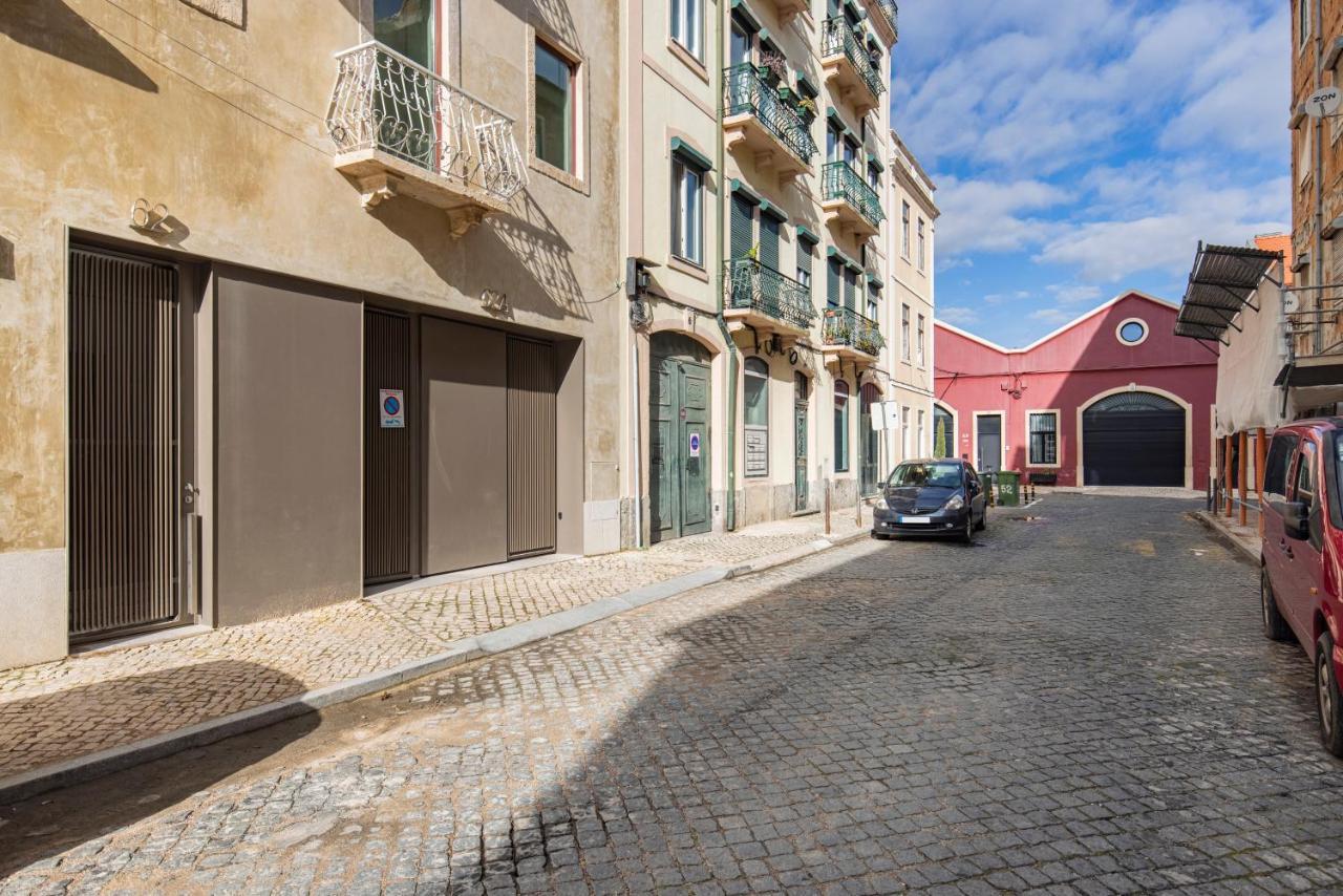 Deluxe 2Bdr Apartment W/ Patio By Lovelystay Lisboa Exterior foto