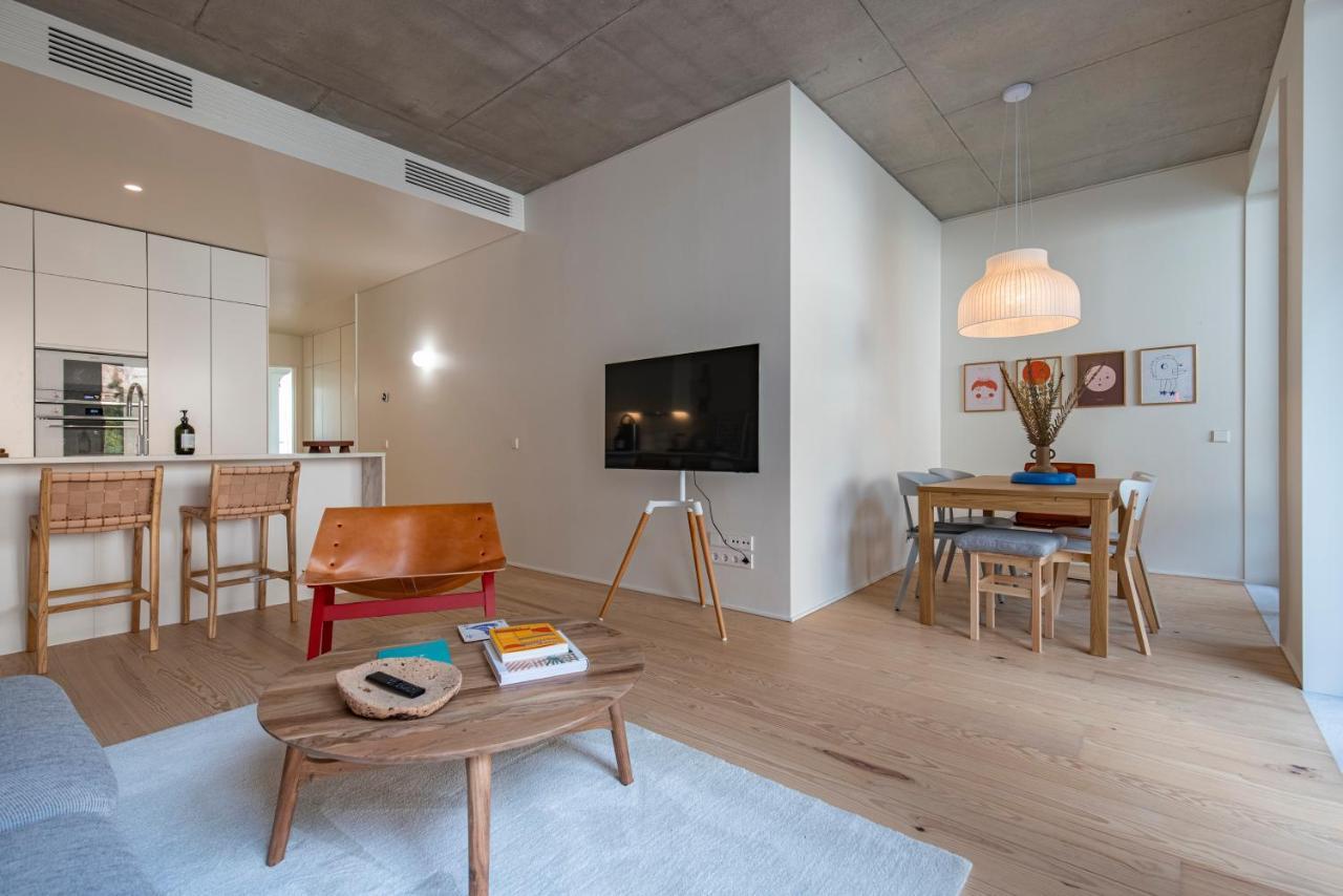 Deluxe 2Bdr Apartment W/ Patio By Lovelystay Lisboa Exterior foto