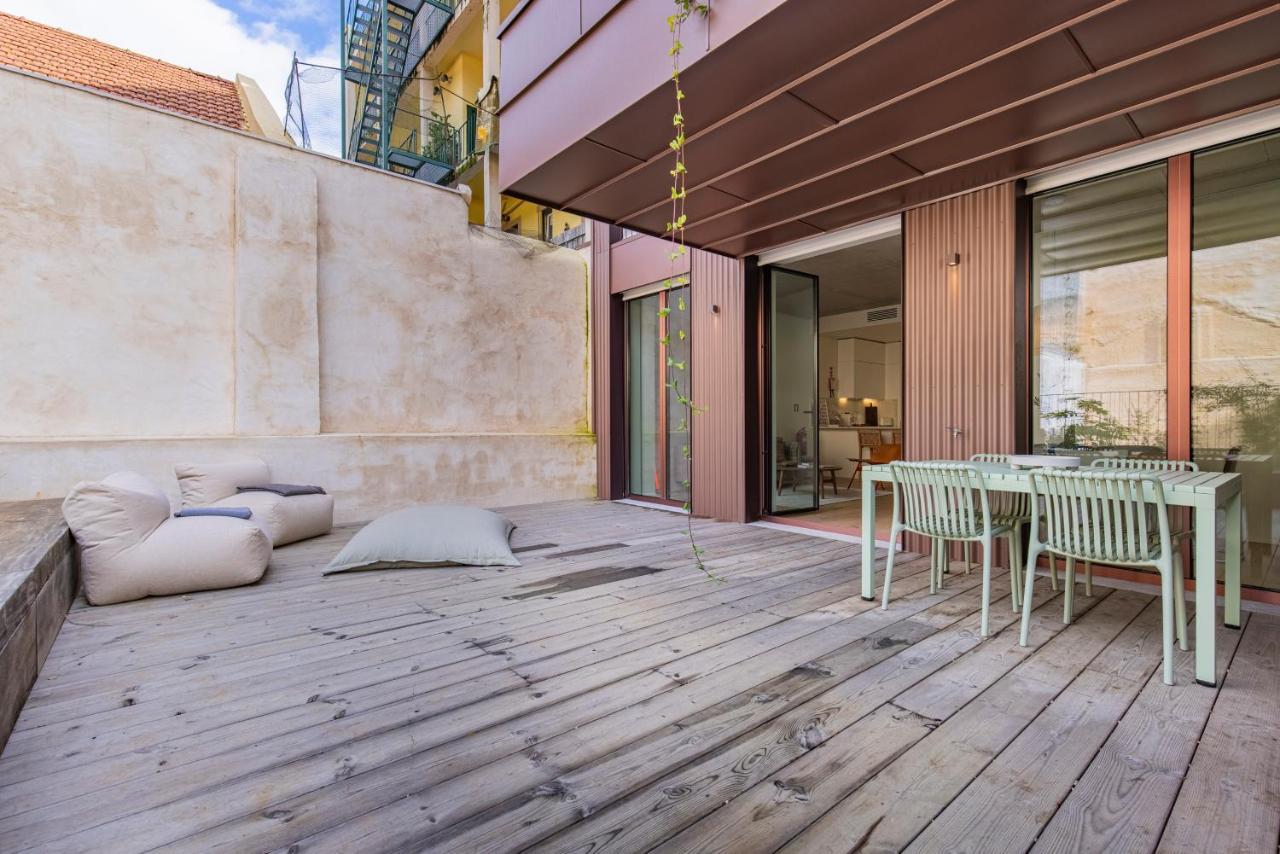 Deluxe 2Bdr Apartment W/ Patio By Lovelystay Lisboa Exterior foto